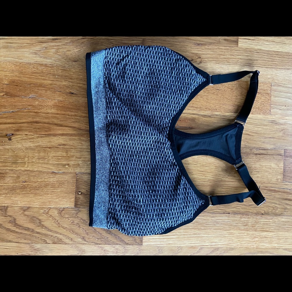 Victoria’s Secret sport racer back bra